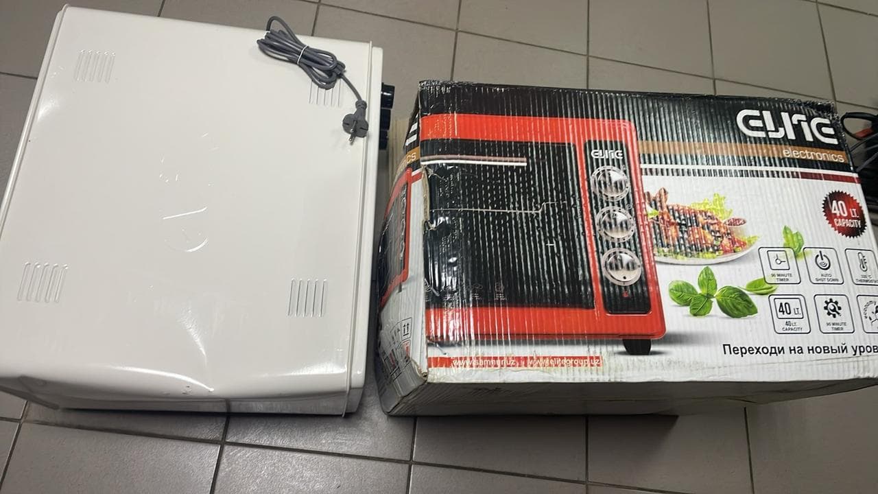 SALE! Elite Rainberg RB-5600 Electric Oven 1300 W, 40-liter capacity (Damaged packaging, dent on body 3447)