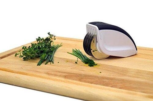 Нож для нарезки 3 в 1 Rolling Mincer w-53 и Tenderizer с чесночным прессом овощерезка