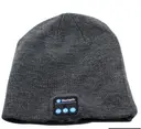 Фото 1 — Шапка із вбудованими bluetooth навушниками SPS Hat BT ∙ Портативна колонка-шапка Bluetooth music hat