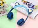 Фото 3 — Дитячі бездротові Bluetooth навушники Cat Y47 з мікрофоном та котячими вушками, що світяться