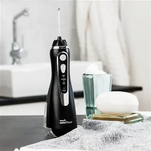 Іригатор портативний Waterpik Cordless Advanced Water Flosser WP-562, чорний