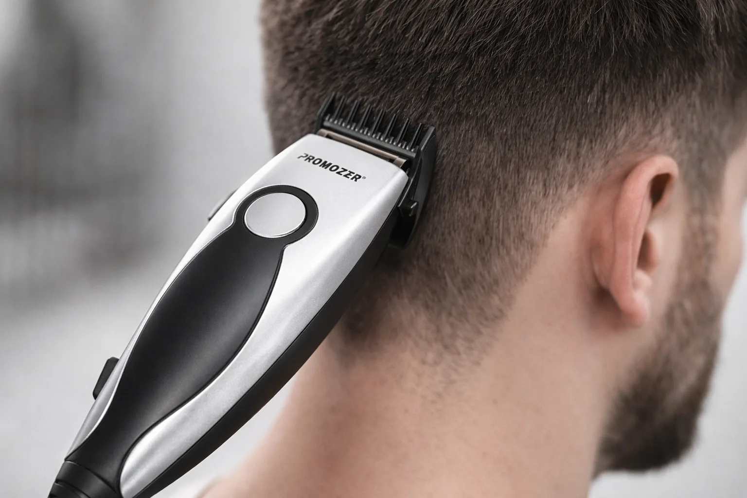Машинка для стрижки 25 Вт MZ-325 Pro + ножницы и расческа