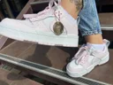 Фото 5 — Кроссовки женские NIKE DUNK, натуральная кожа, белые с розовыми вставками