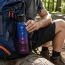 Фото 5 — Спортивная бутылка для воды Spirit 1000 мл 26X-331 • Многоразовая бутылка с герметичной крышкой, ремешком, шкалой объема и времени